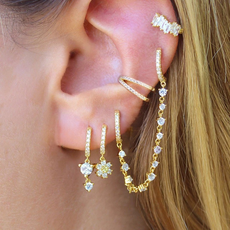 Earrings Jewelry Set with Sparkling Zirconia Hoops