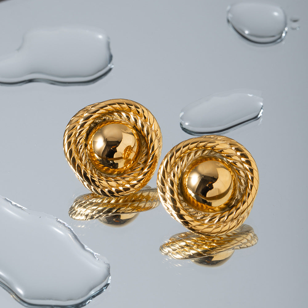 Luxurious Golden Earrings