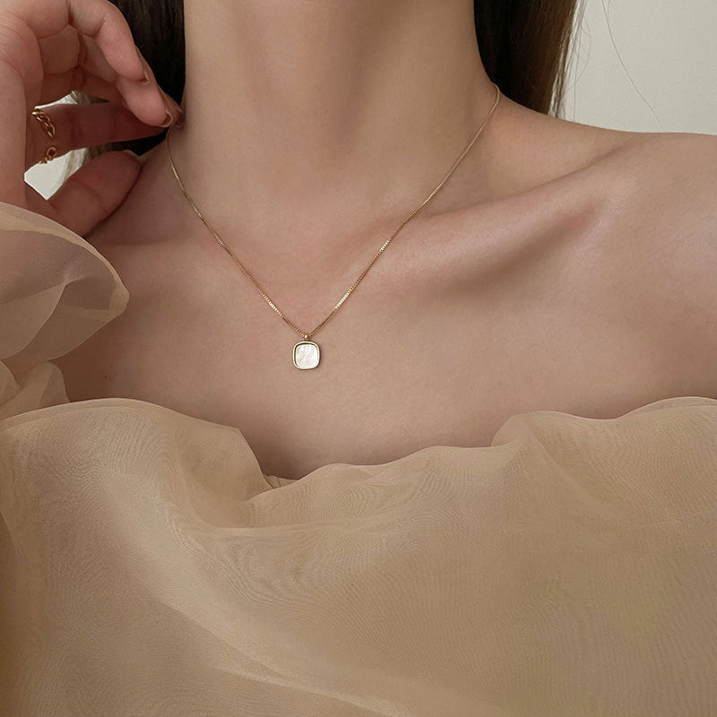 Pearl Pendant Necklace