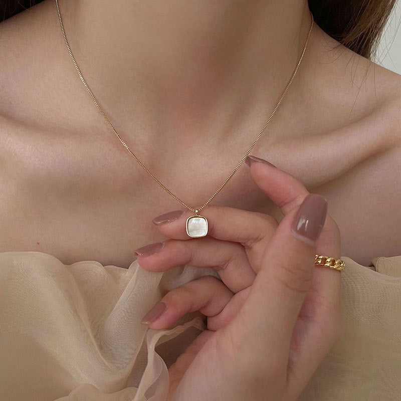Pearl Pendant Necklace
